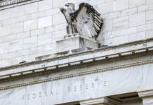 ФРС США не стала снижать базовую процентную ставку