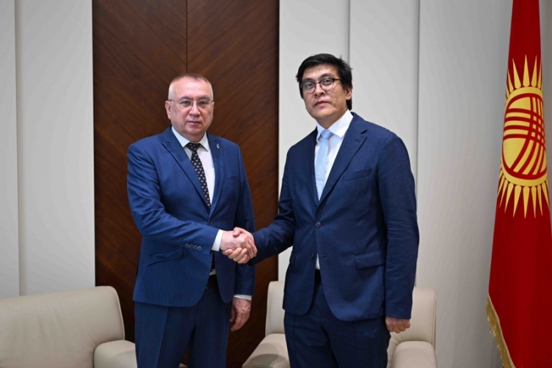 Эдиль Байсалов принял посла Украины Валерия Жовтенко. О чем говорили?