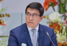Эдиль Байсалов назвал политические ошибки Садыра Жапарова