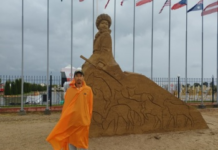 Песчаная скульптура вернулась на ВИК спустя десять лет