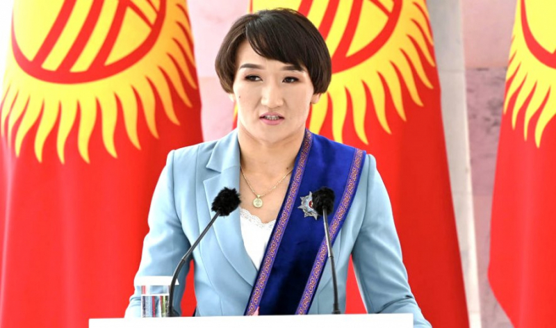 Айсулуу Тыныбекова вышла замуж