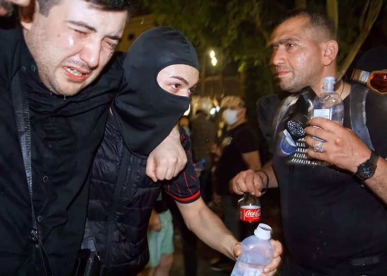 Грузия отбивается от Запада