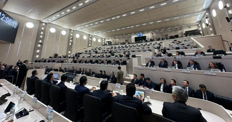 Торага ЖК озвучил, какую зарплату получают депутаты
