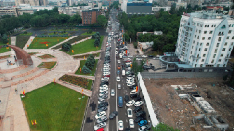 В Бишкеке открыли после ремонта участок улицы Шопокова