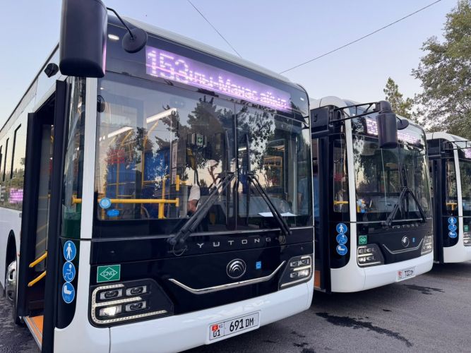 В Бишкеке запустили новые автобусы